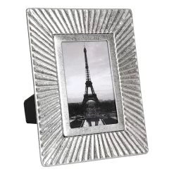 Found & Fable Metal Tabletop Photo Frame, 5x7